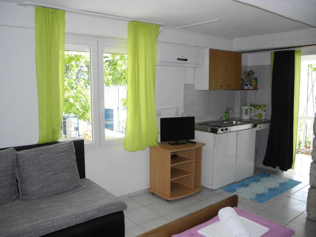 Apartments Niko Dramalj Exterior foto